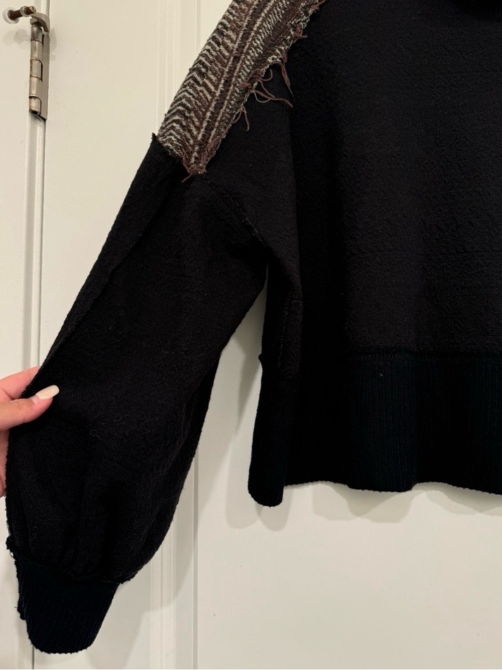Free People "At the lodge" turtle neck size small . - Picture 6 of 7